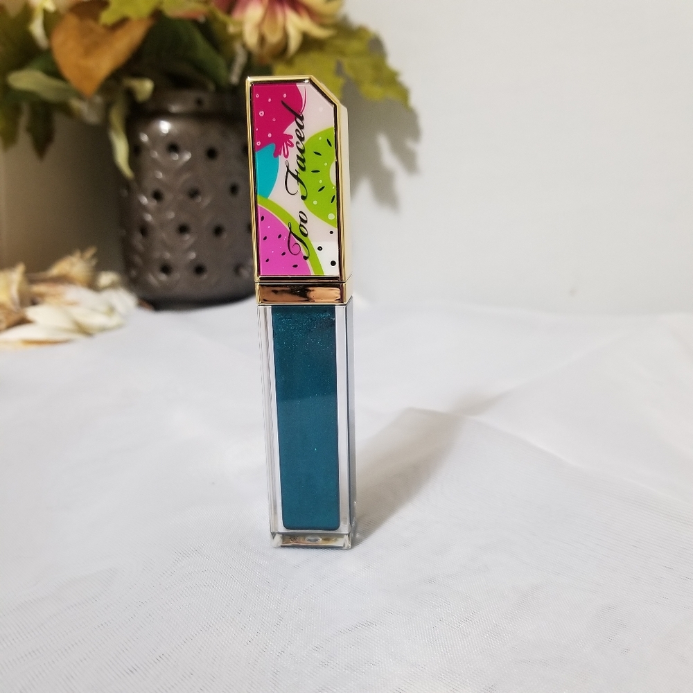 Blue you away Tutti frutti comfort lip glaze - Too Faced - lip injection